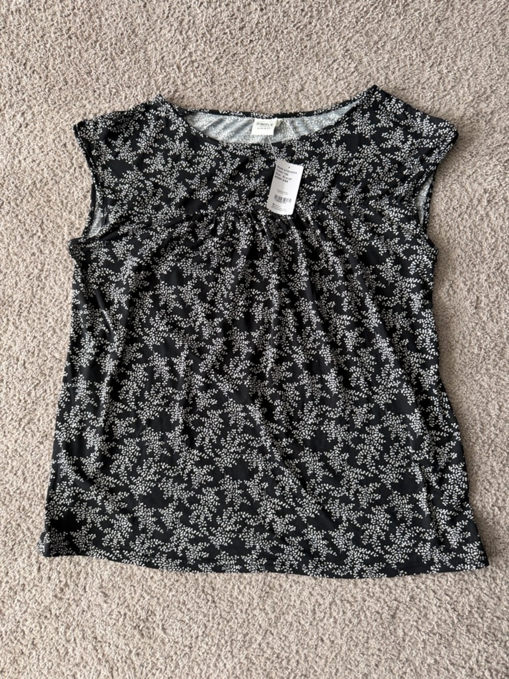 Simple Black and White Floral Cap-Sleeve Camisole